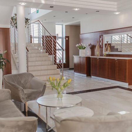 Hotel I Restauracja Borowianka Ostrów Wielkopolski Εξωτερικό φωτογραφία
