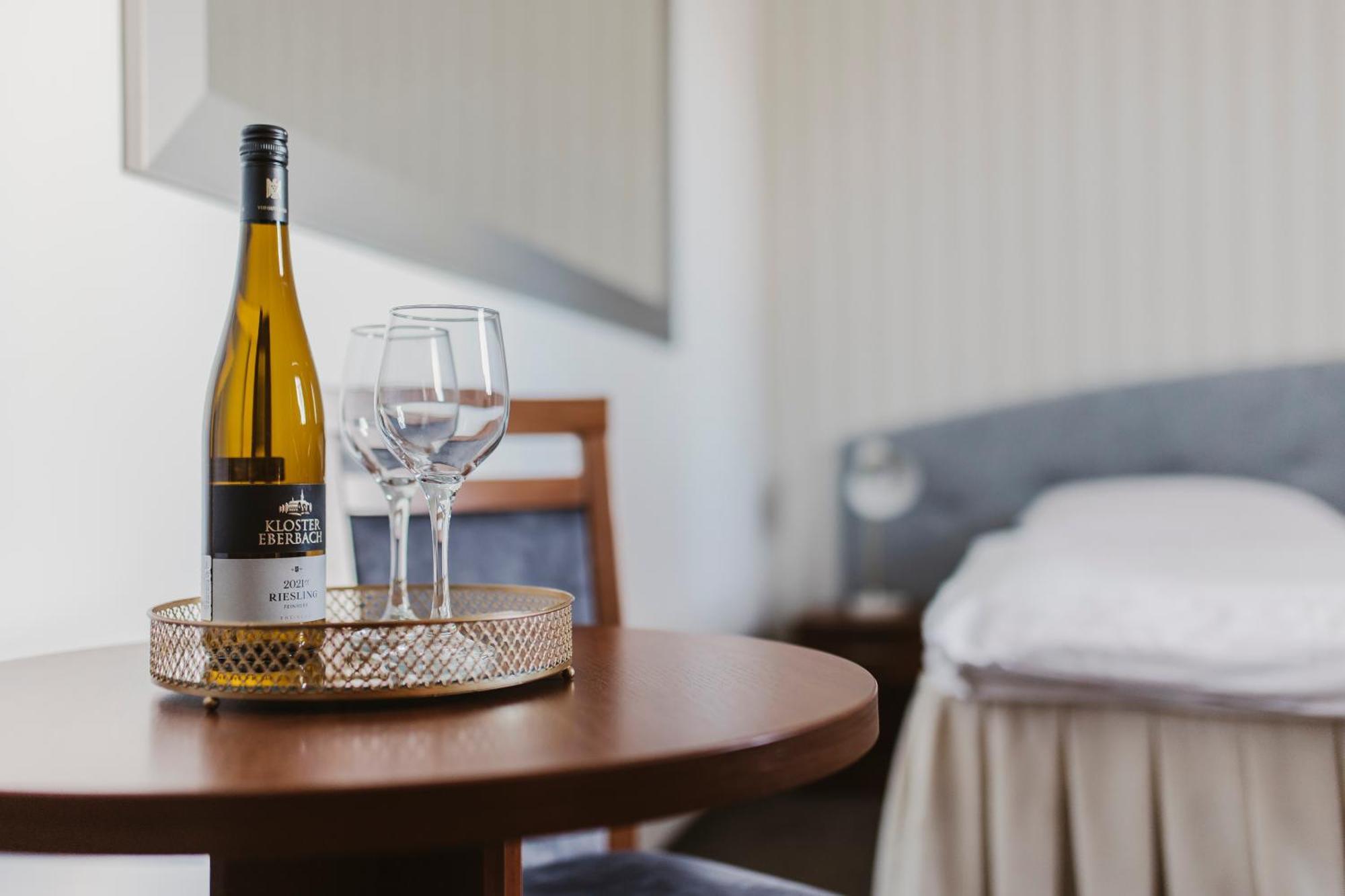 Hotel I Restauracja Borowianka Ostrów Wielkopolski Εξωτερικό φωτογραφία