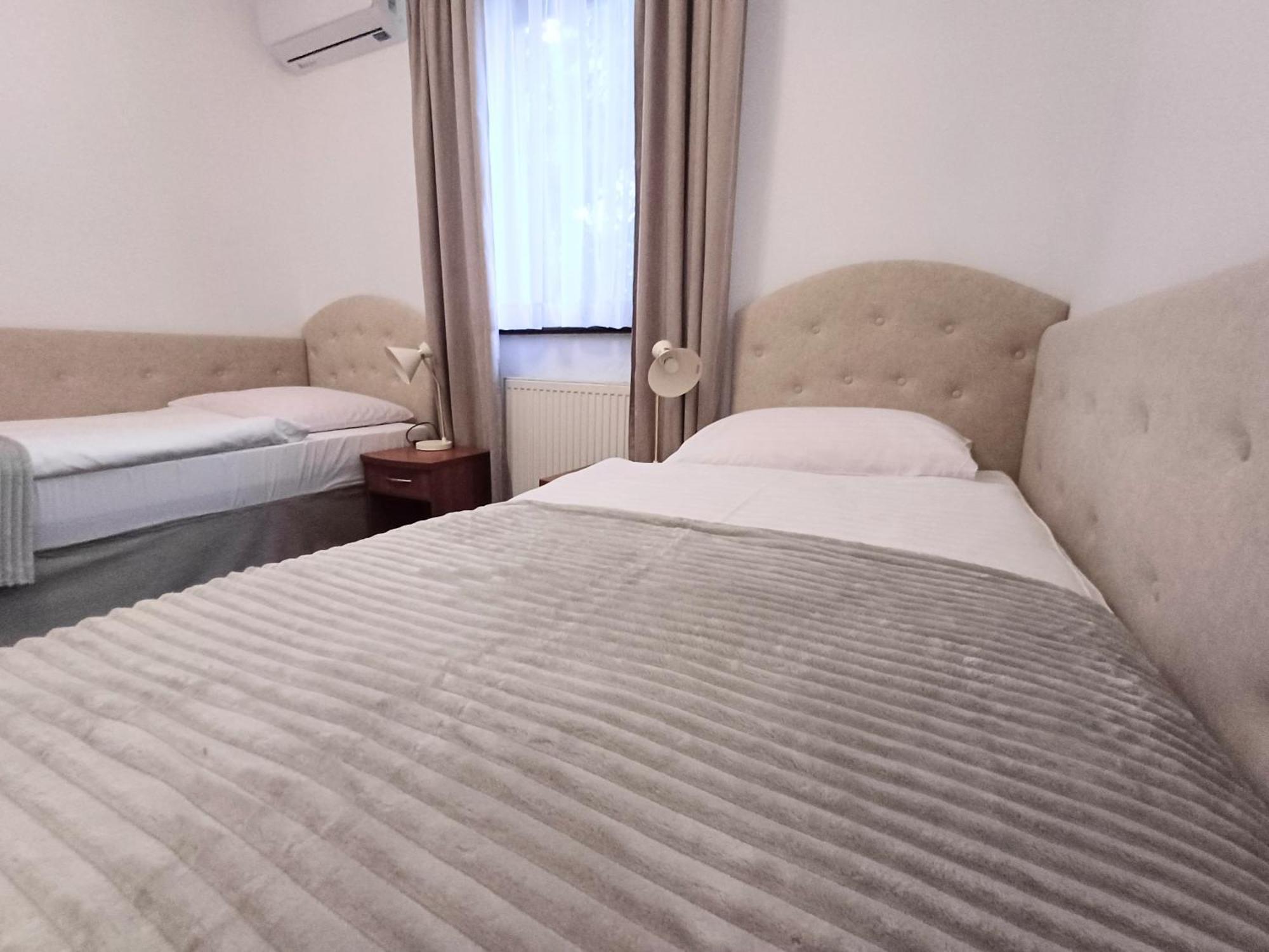Hotel I Restauracja Borowianka Ostrów Wielkopolski Εξωτερικό φωτογραφία