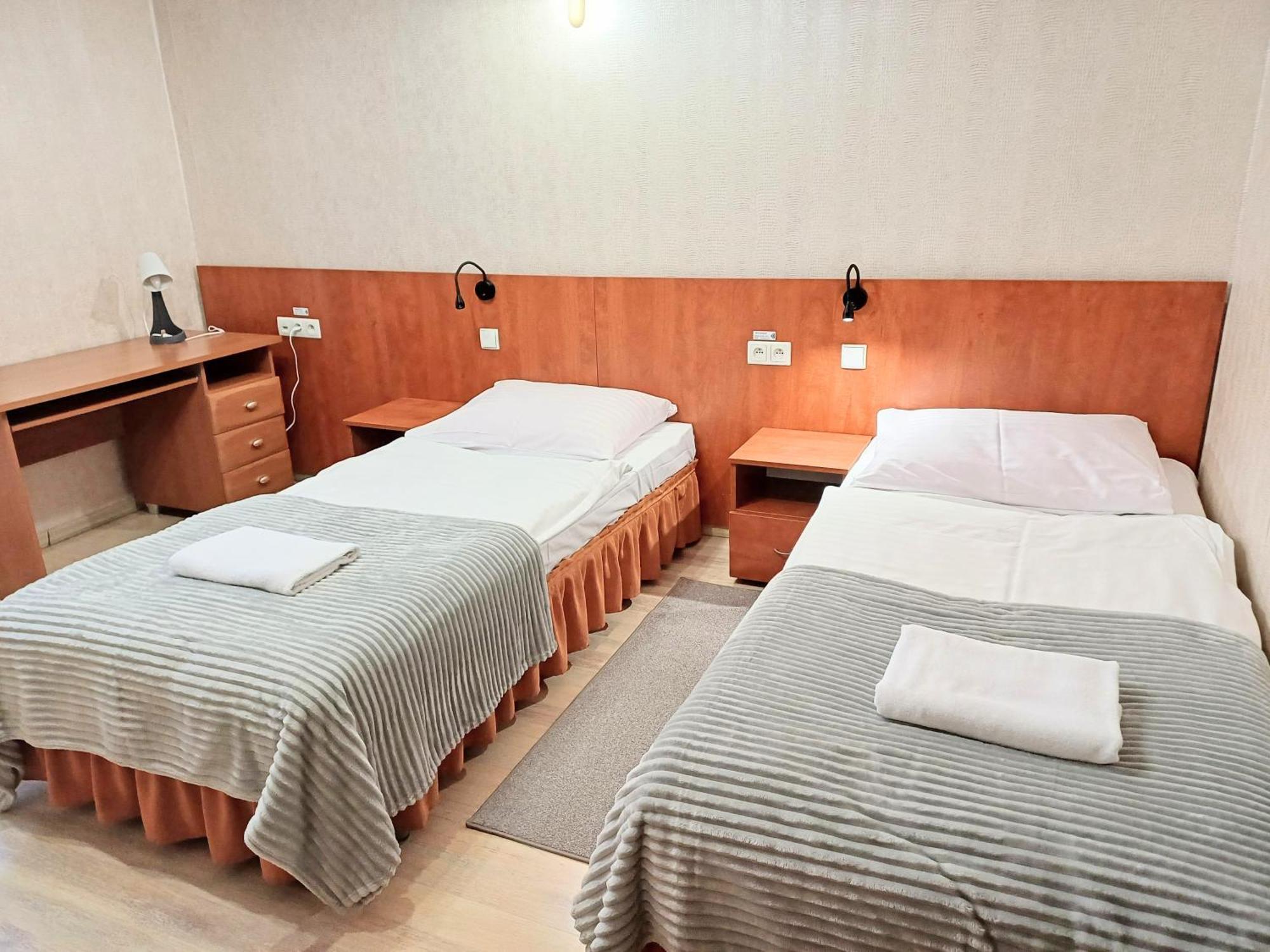 Hotel I Restauracja Borowianka Ostrów Wielkopolski Εξωτερικό φωτογραφία