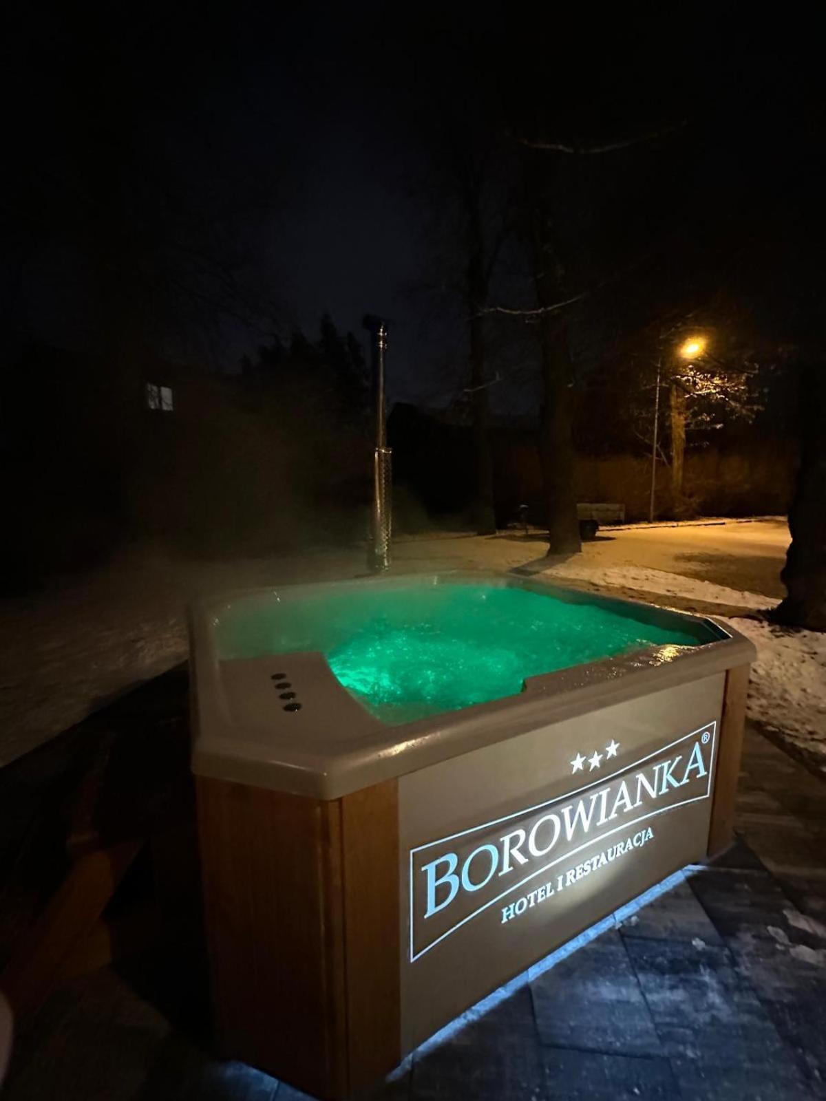 Hotel I Restauracja Borowianka Ostrów Wielkopolski Εξωτερικό φωτογραφία