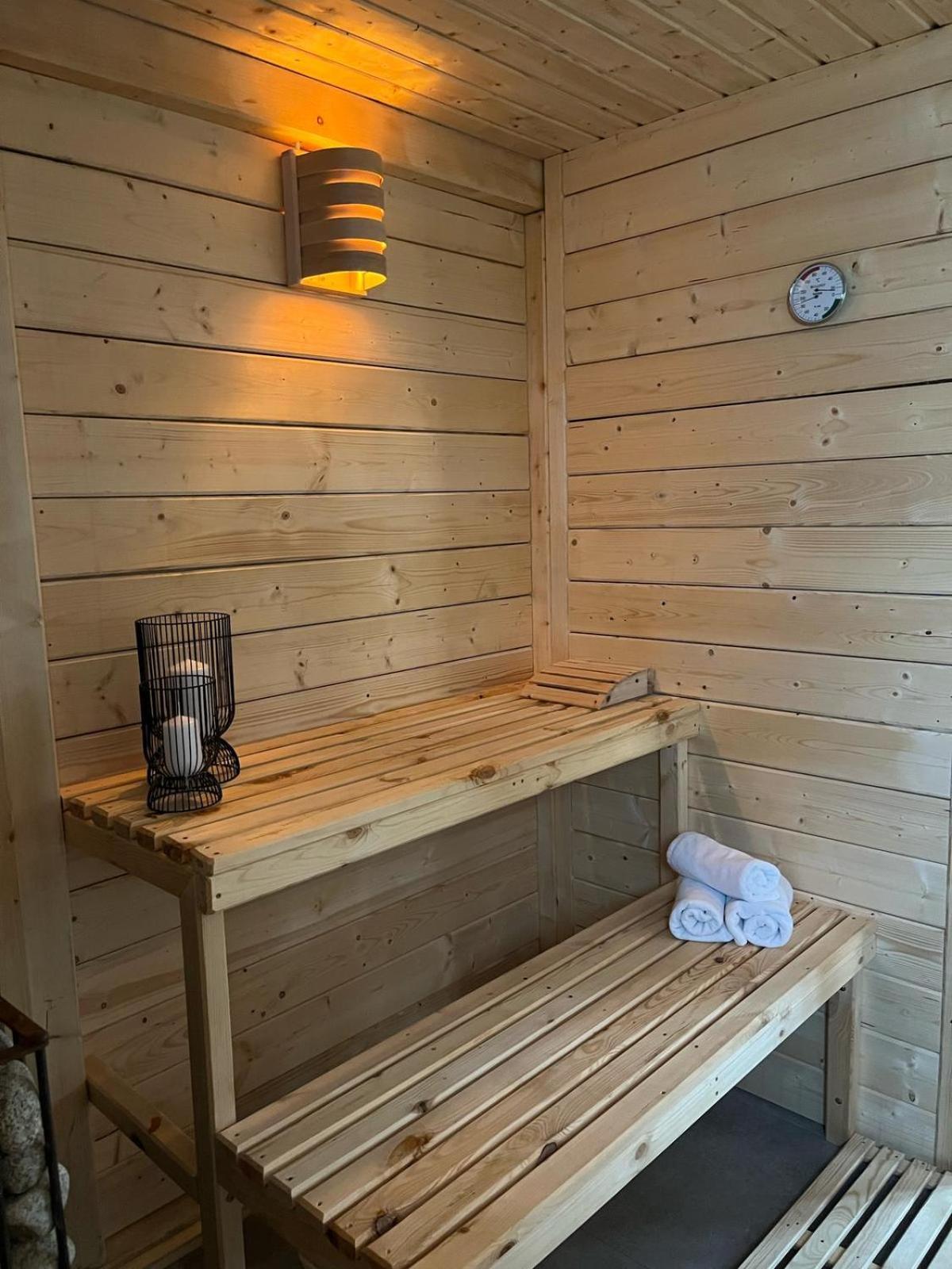 Hotel I Restauracja Borowianka Ostrów Wielkopolski Εξωτερικό φωτογραφία